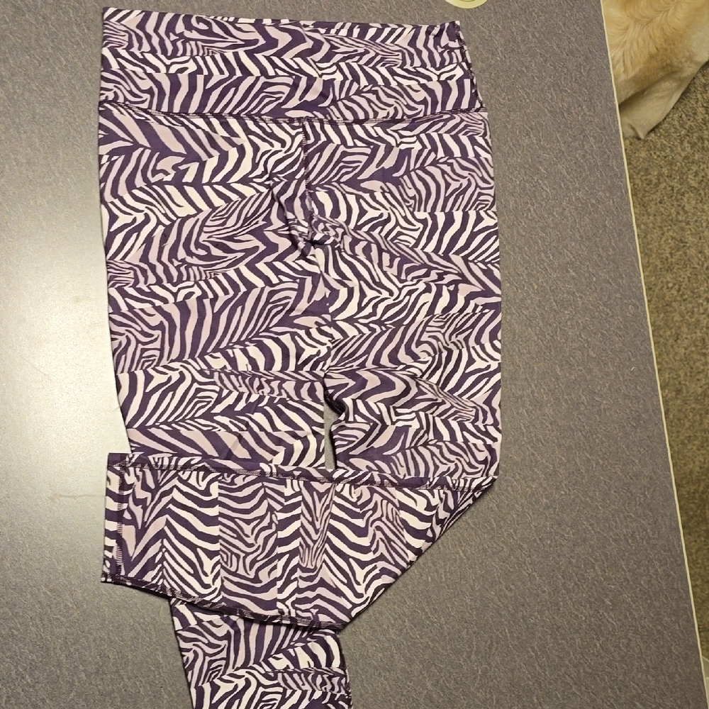 Fabletics Women's Purple Zebra Pattern Leggings